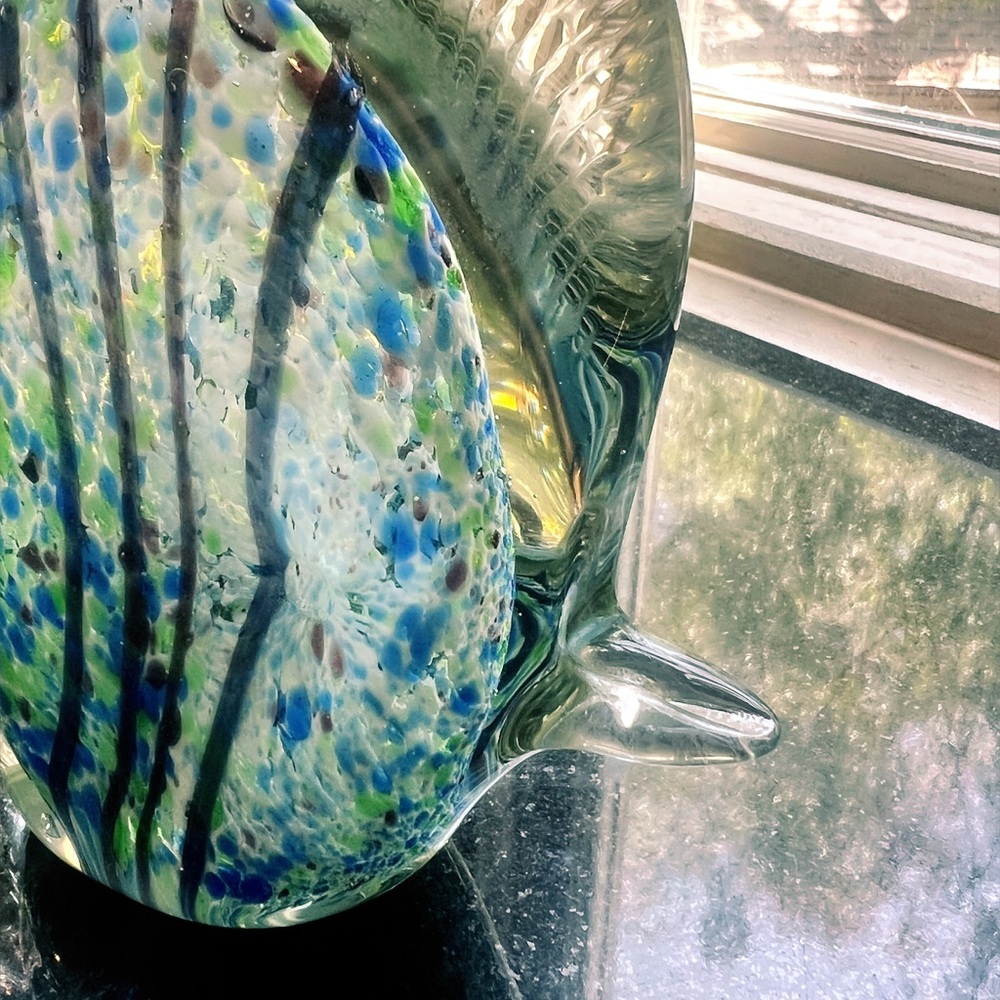 Artistic Glass Fish Figurine - Blue and Green - Picture 7 of 8
